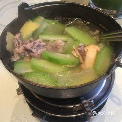 广州吃冰瓜视频,广州街头冰瓜视频走红，清凉一夏尽享美味